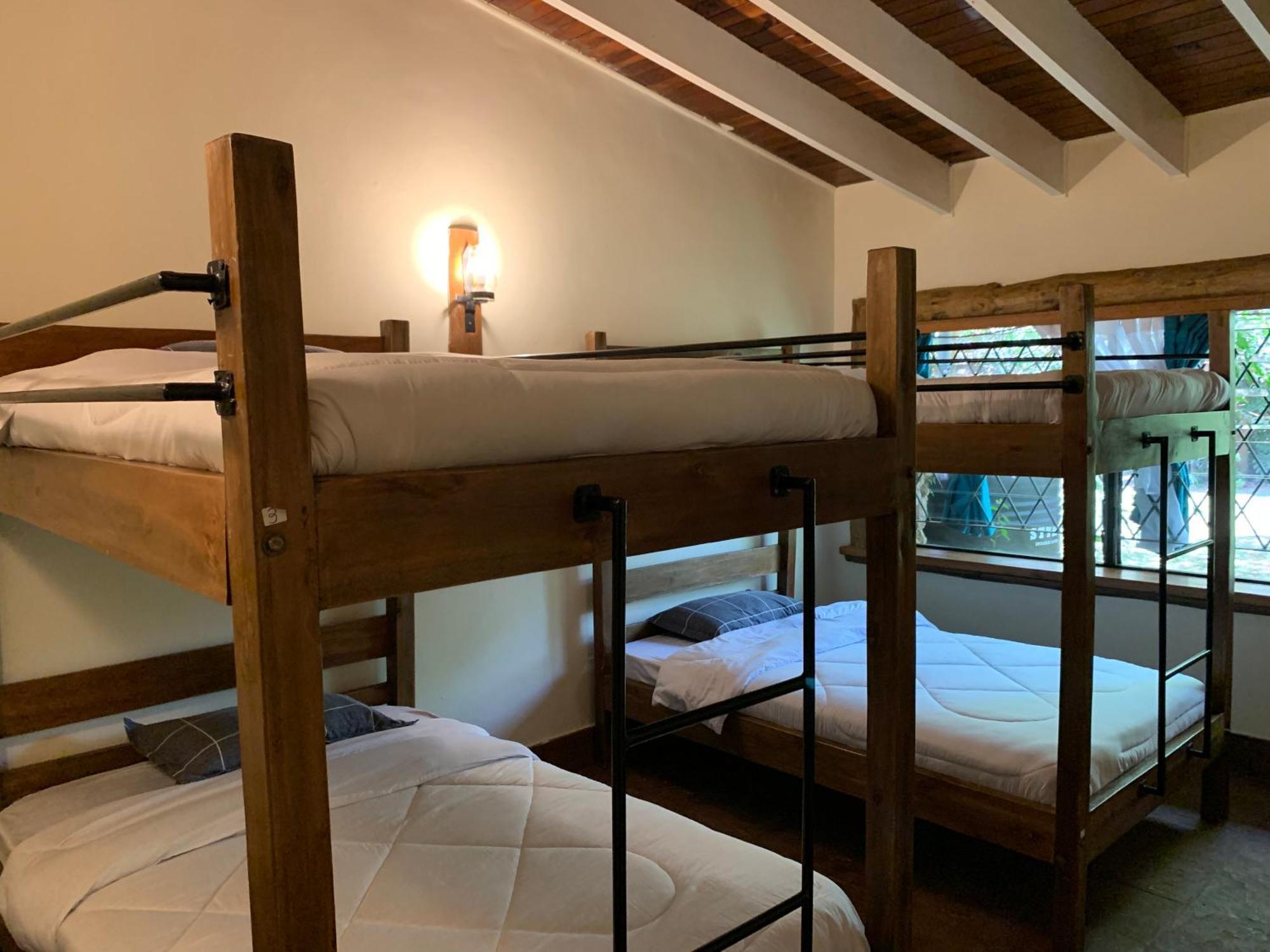 Mad Vervet Nairobi Backpackers Hostel Экстерьер фото